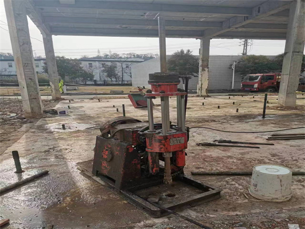 石柱袖阀管小导管注浆加固施工工艺